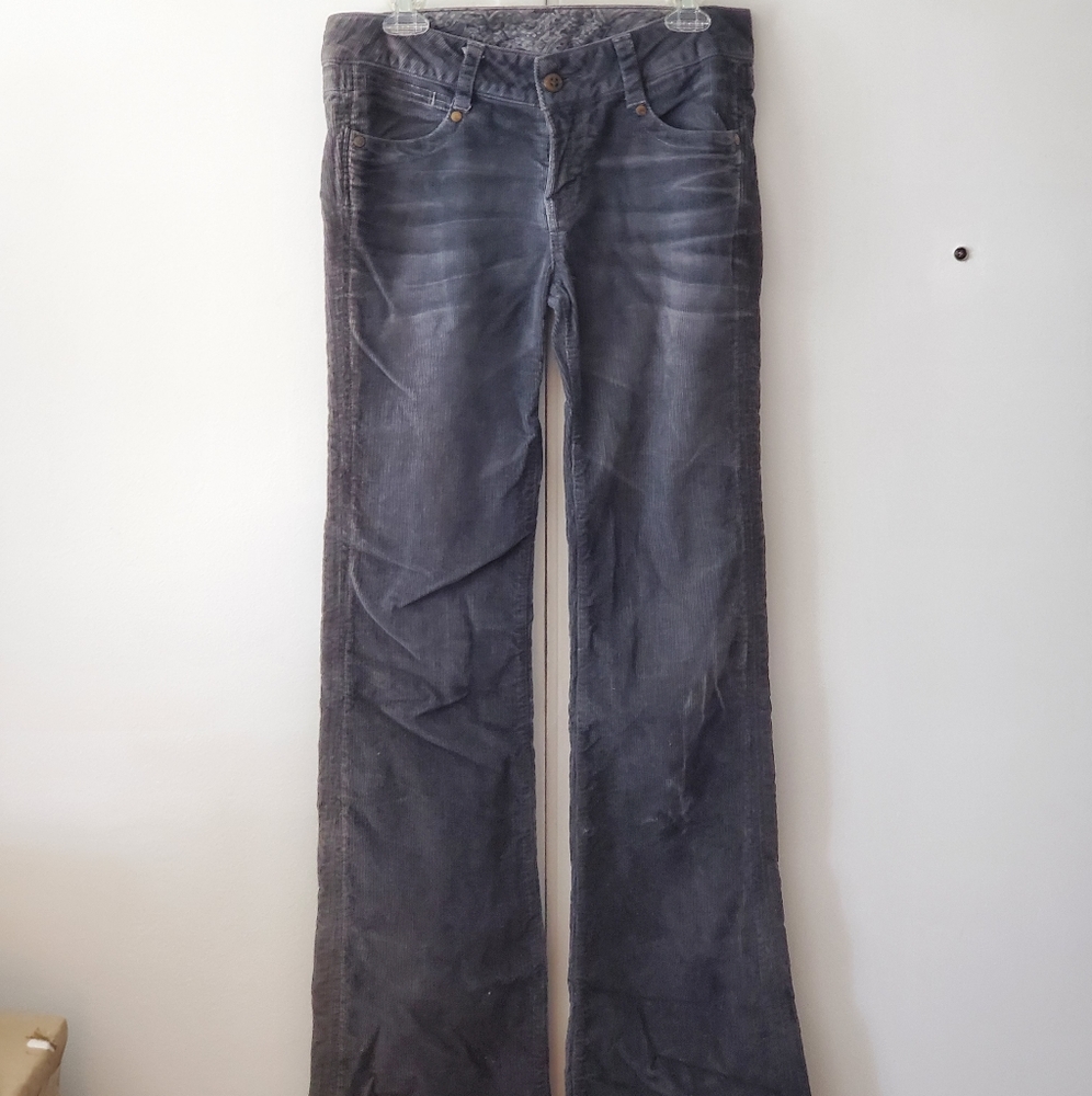 Tag Cordoury pants